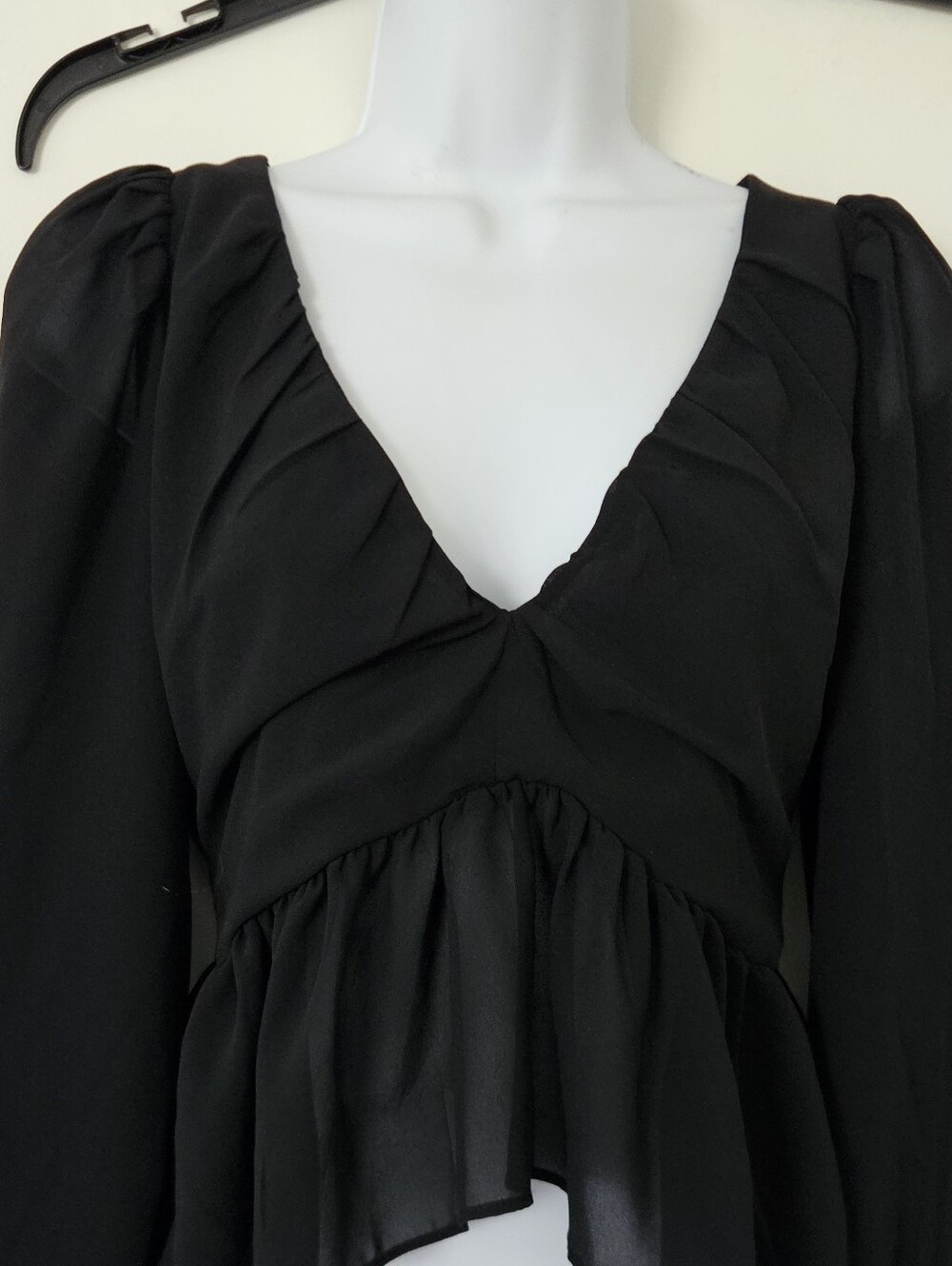 H&M Womens Top XS Whimsigoth Fairy Babydoll Sheer Cropped Witchy Flowy Dainty - Picture 2 of 8